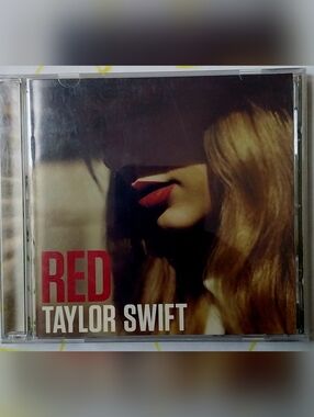 Red Album Taylor Swift CD